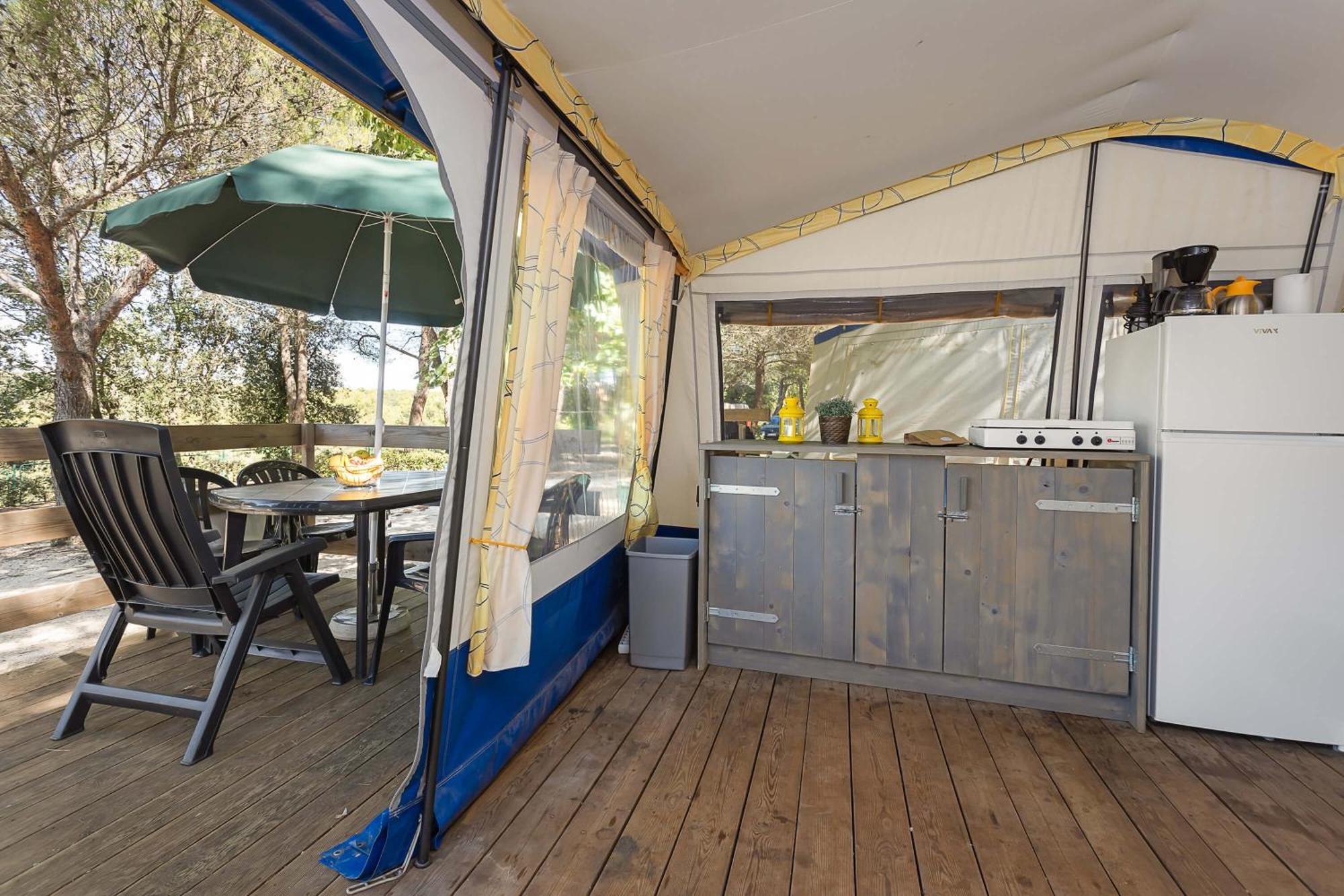 Holiday park Easyatent Tent Lanterna Cervar-Porat